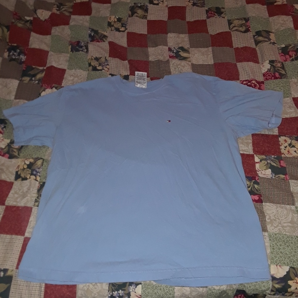 Tommy Hilfiger t shirt